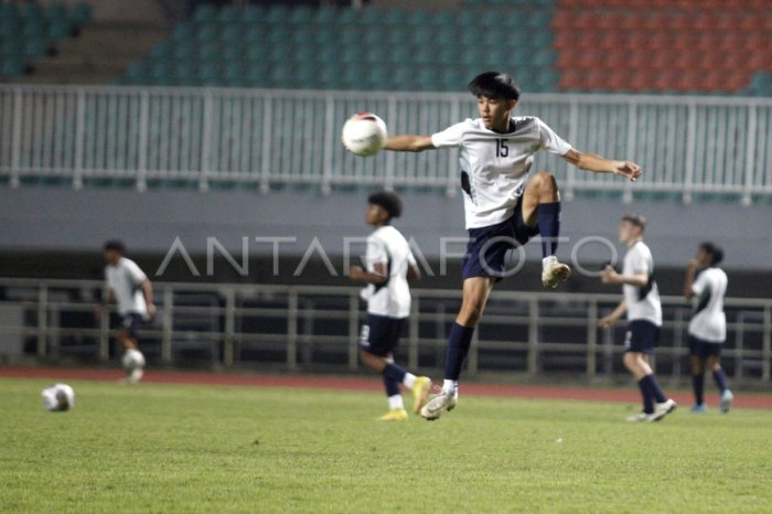 CHUTOGEL - Perbandingan Tim: Tajikistan U-17 vs Guam U-17